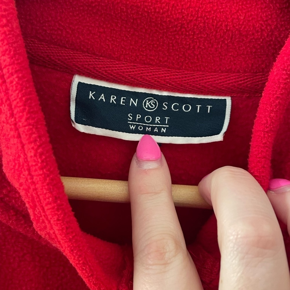 Karen Scott Red Fleece Vest - Picture 3 of 3